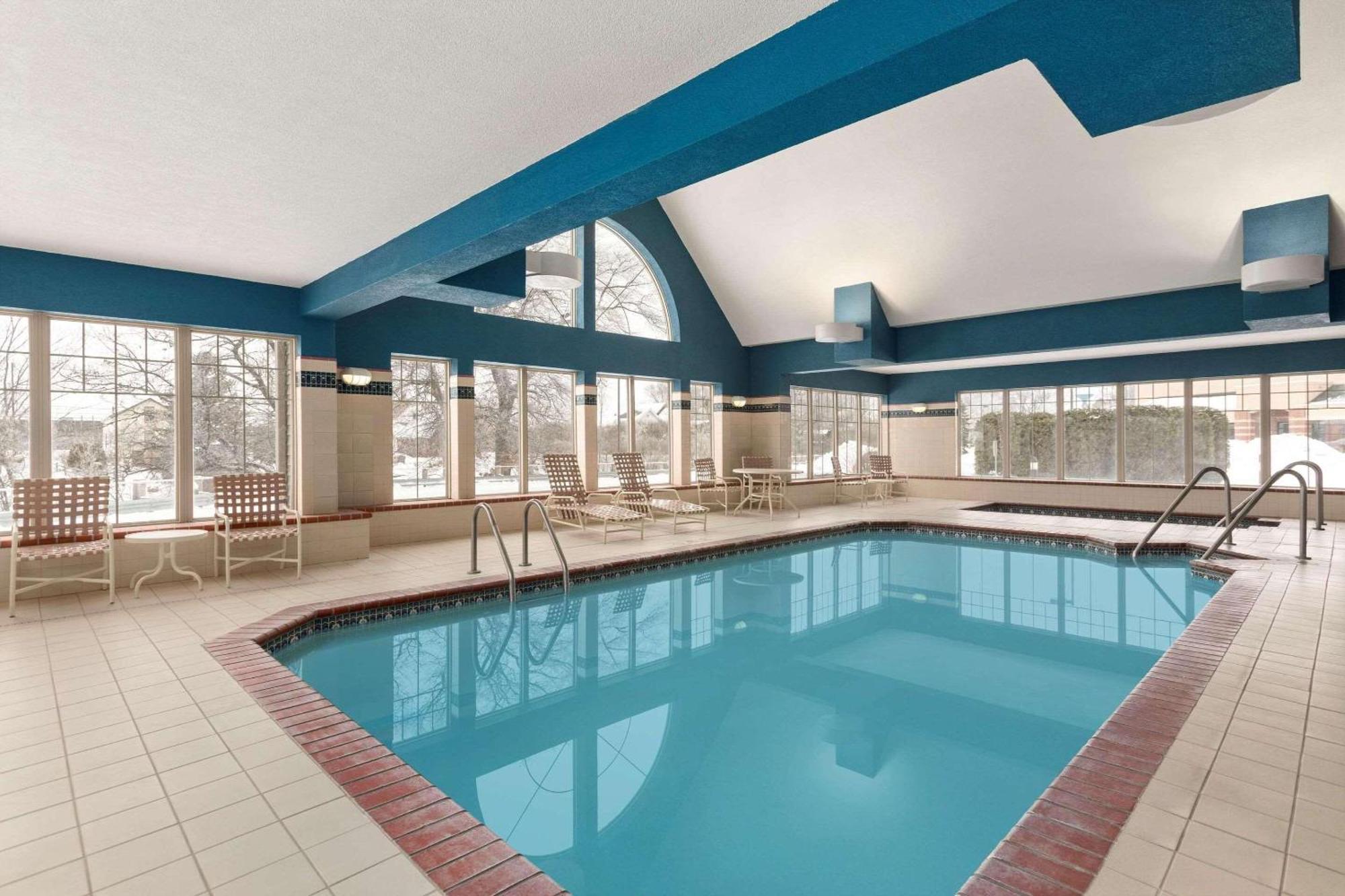 Country Inn & Suites By Radisson, Wausau, Wi Schofield Kültér fotó